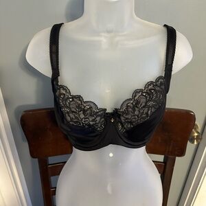 Le Mystere Black Lace Underwire Bra